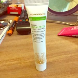 𝙁𝙖𝙘𝙞𝙖𝙡 𝘿𝙚𝙩𝙤𝙭